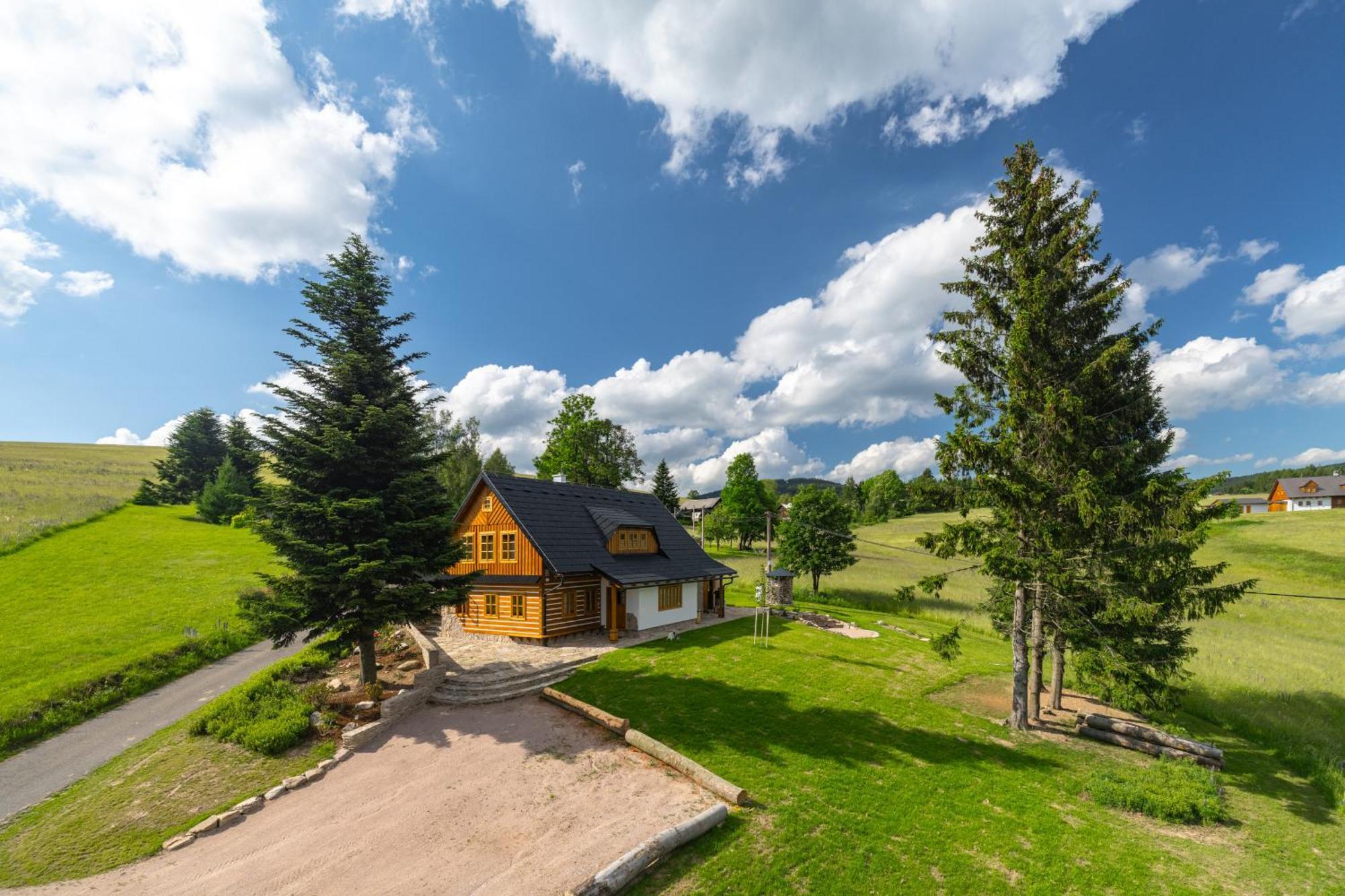 Roubenka Ruzenka - Ricky V Orlickych Horach Chalet